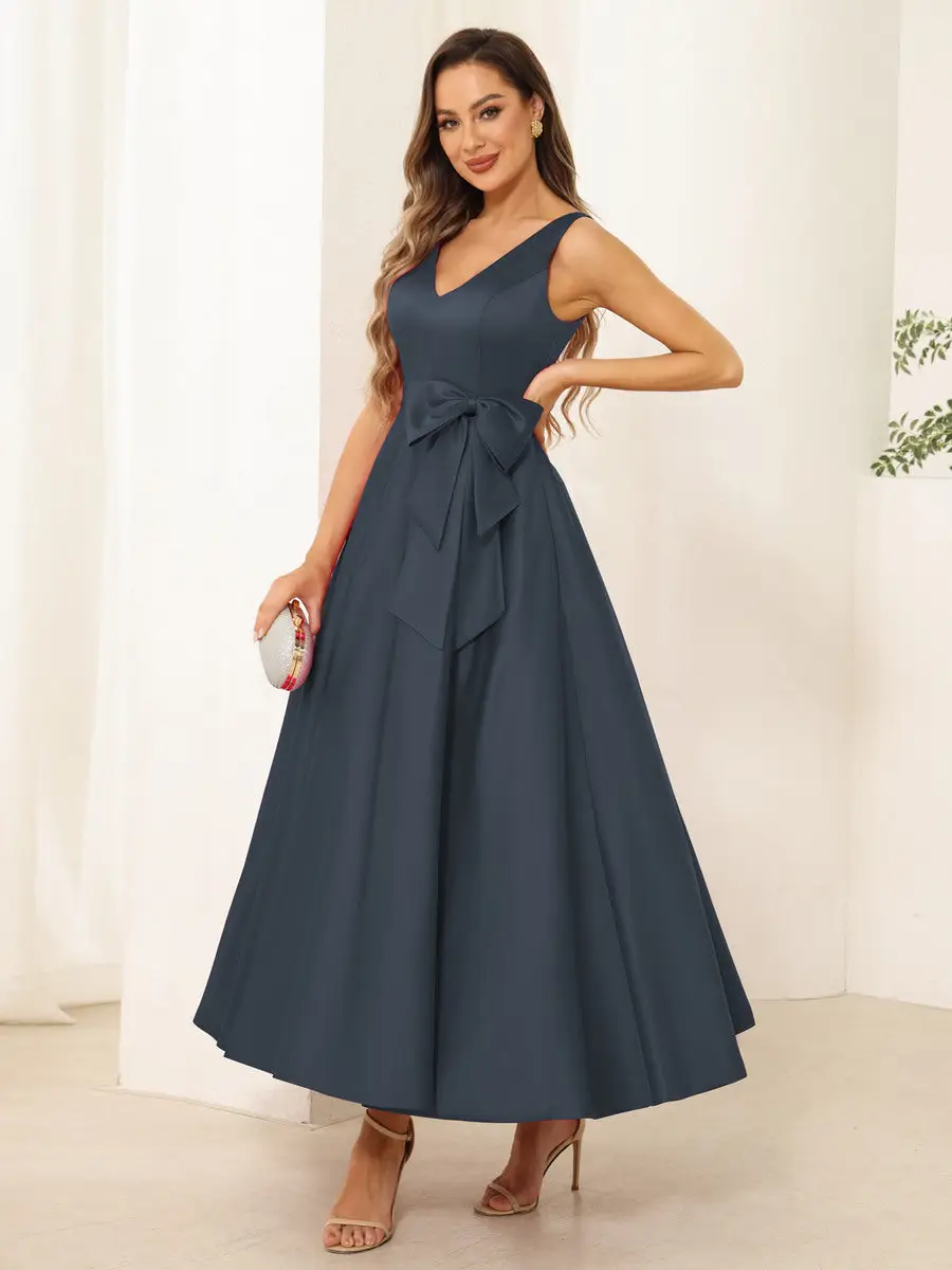 A-Line/Princess V Neck Sleeveless Long Evening Dresses with Bow Knot — view 1