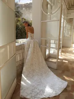 Bohemian Lace Strapless Ball Gown — SW193 Ivory wedding dress, close-up detail