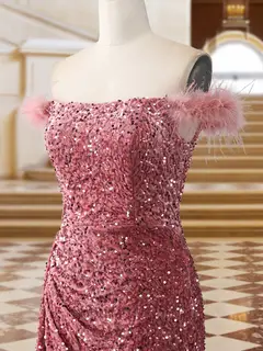 Sparkly Trumpet/Mermaid Strapless Sequined Long Evening Dresses with Split Side & Feather — view 5