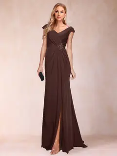 Sheath/Column V-Neck Ruched Mother of the Bride Dresses with Appliques & Split Side — view 5