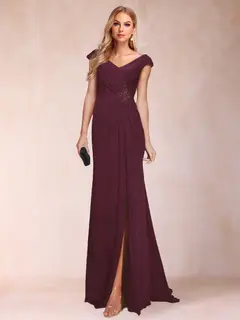 Sheath/Column V-Neck Ruched Mother of the Bride Dresses with Appliques & Split Side — view 6