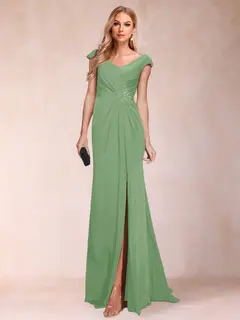 Sheath/Column V-Neck Ruched Mother of the Bride Dresses with Appliques & Split Side — view 12
