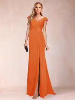 Sheath/Column V-Neck Ruched Mother of the Bride Dresses with Appliques & Split Side — view 63