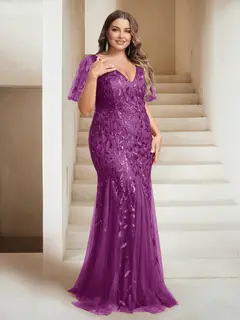 Sheath/Column V-Neck Floor-Length Appliques Long Evening Dress — view 27