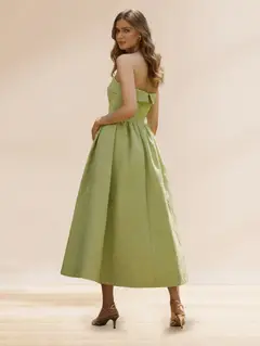 A-Line/Princess Strapless Sleeveless Basque Waist Prom Dresses with Ruched — view 2