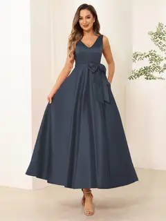A-Line/Princess V Neck Sleeveless Long Evening Dresses with Bow Knot — view 3