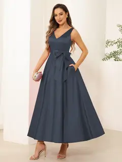 A-Line/Princess V Neck Sleeveless Long Evening Dresses with Bow Knot — view 4
