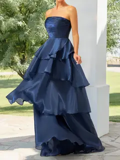 A-Line/Princess Strapless Ruffle Tiered Prom Dresses with Split Side — view 3