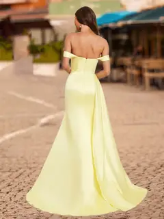 Trumpet/Mermaid Off-the-Shoulder Short Sleeves Split Side Prom Dresses — view 2