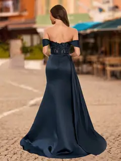 Trumpet/Mermaid Off-the-Shoulder Short Sleeves Sequins Prom Dresses — view 2