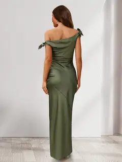 Sheath/Column Off-the-Shoulder Sleeveless Ruched Floor-Length Evening Dresses with Bow(s) — view 2