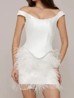 Sheath/Column Off-the-Shoulder Short Sleeves Basque Waist Prom Dresses with Feather — view 3