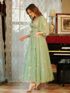 A-Line/Princess V-Neck Tulle Prom Dresses with Bowknot & Embroidery — view 7