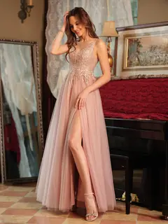A-Line/Princess V-Neck Tulle Split Side Applique Long Prom Dresses — view 3