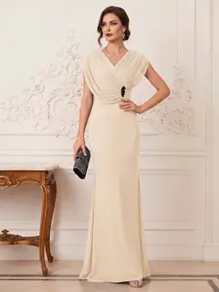 Trumpet/Mermaid V-Neck Short Sleeves Floor-Length Pleated Mother of the Bride Dresses with Rhinestone — view 4