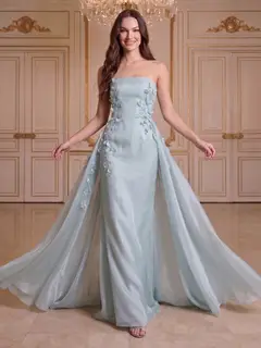 A-Line/Princess Strapless Sleeveless Floor-Length Evening Dresses with 3D Floral — view 1