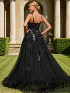 Ball Gown Spaghetti Straps Sleeveless Sequins Prom Dresses — view 2