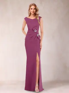 Sheath/Column V-Neck Sleeveless Ruched Mother of the Bride Dresses with Split Side & Bow(s) — view 44