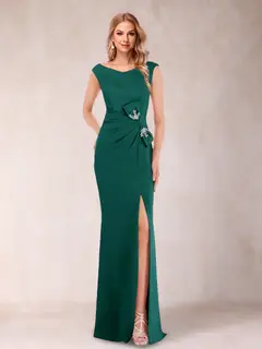 Sheath/Column V-Neck Sleeveless Ruched Mother of the Bride Dresses with Split Side & Bow(s) — view 46