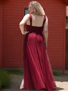 A-Line/Princess Deep V-Neck Sleeveless Floor-Length Plus Size Bridesmaid Dresses with Lace — view 2