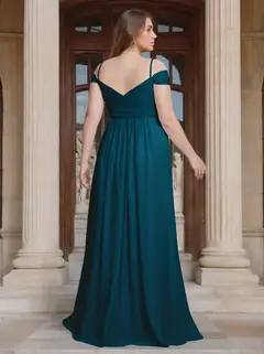 A-Line/Princess Sweetheart Spaghetti Straps Floor-Length Plus Size Bridesmaid Dresses with Split Side — view 2