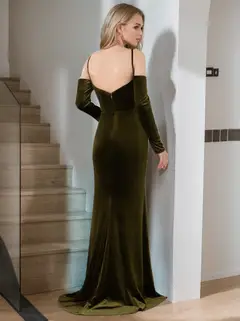 A-Line/Princess Spaghetti Straps Sleeveless Floor-Length Velvet Unique Bridesmaid Dresses with Split Side — view 2
