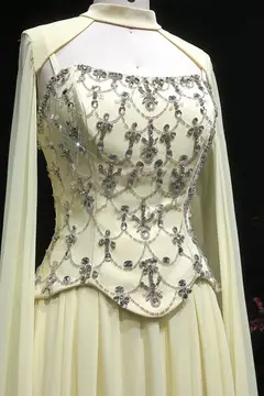 Uma — A-Line — view 5