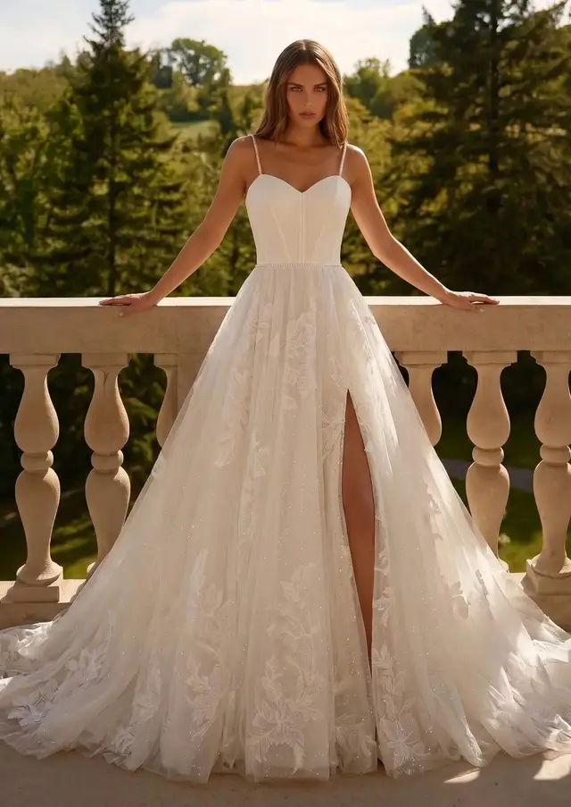 Spaghetti Strap Satin Bodice Lace Tulle with Train Wedding Dress — SW705
