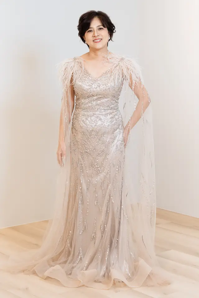 Women's Leo Cape Silver Mother of Bride Gown for Formal Wedding