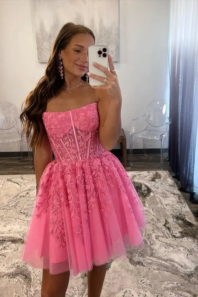 Women's Sweetheart Sleeveless Tulle Prom Dress with Beaded Embellishment and Corset Bodice Short Length for Prom & Homec