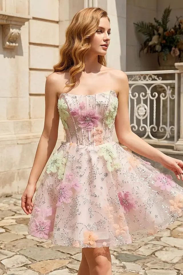 Women's Strapless Sleeveless Tulle Prom Dress with Floral Details and Corset Bodice Short Length for Prom & Homecoming