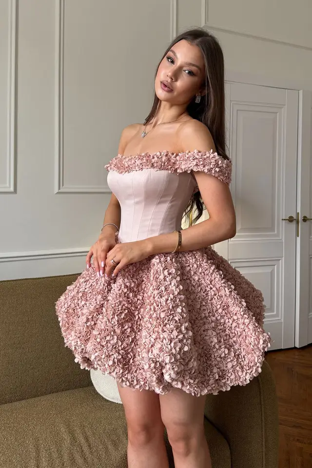 Women's Sleeveless Satin Prom Dress with Open Back Short Length for Prom & Homecoming — LV76663594