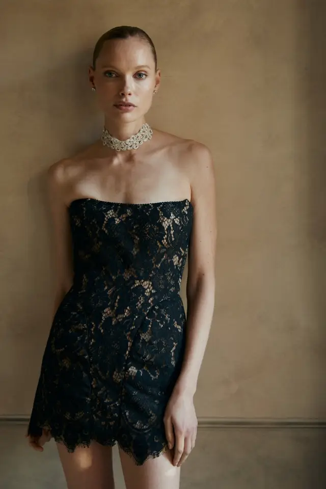 Women's Strapless Sleeveless Lace Prom Dress Short Length for Prom & Homecoming — LV70229802